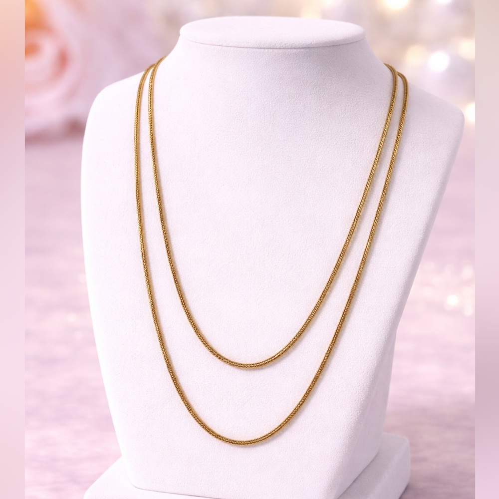 Vintage Freirich 54” golden chain necklace